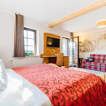 Erlebnishotel Zur Schiffsmühle 3* Hofgen (Saxony)